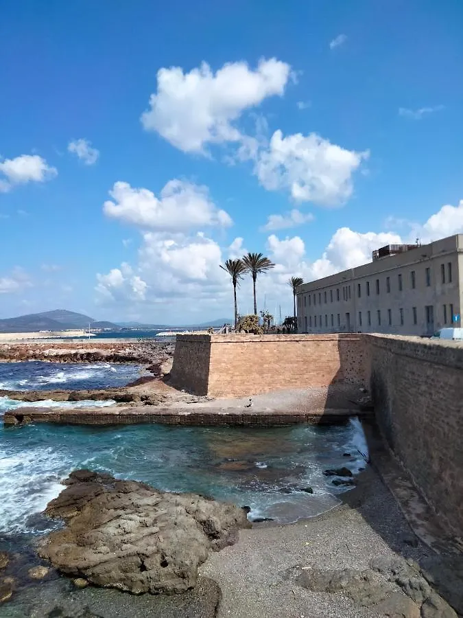 Hotel Il Mirto 2.0 Alghero 2*,  Italia